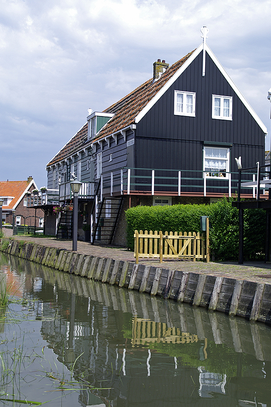 Marken