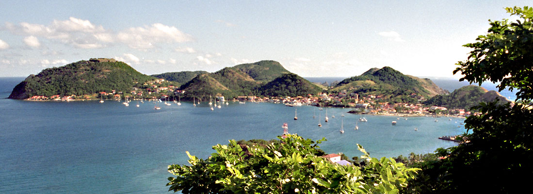Photo panoramique de la baie des Saintes