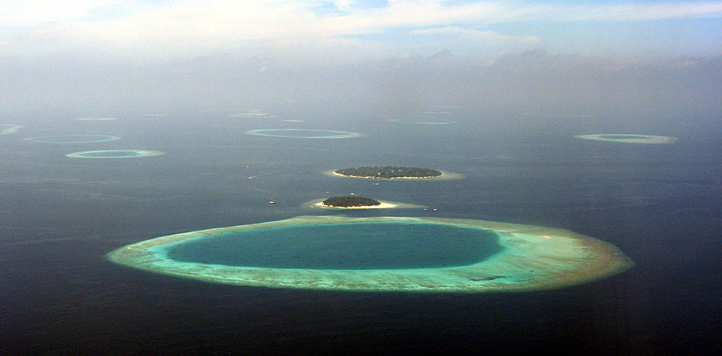 Photo panoramique des Atolls Maldiviens