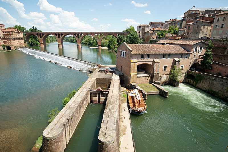 Balade dans le Tarn - Berges du Tarn à partir du Pont Vieux, Albi (Tarn)