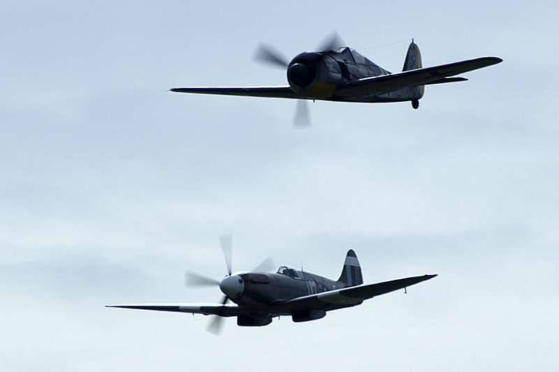 Air Expo - Focke Wulf 190 & Spitfire