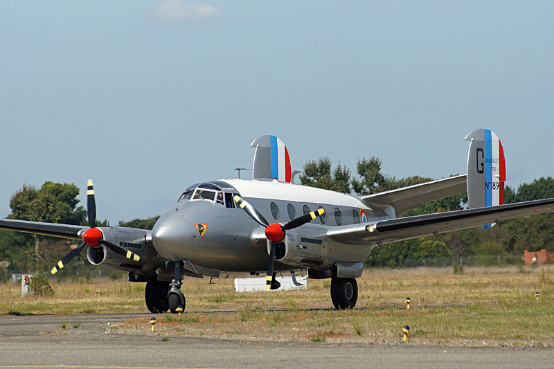 N avions à Francazal - MD 312 Flamant