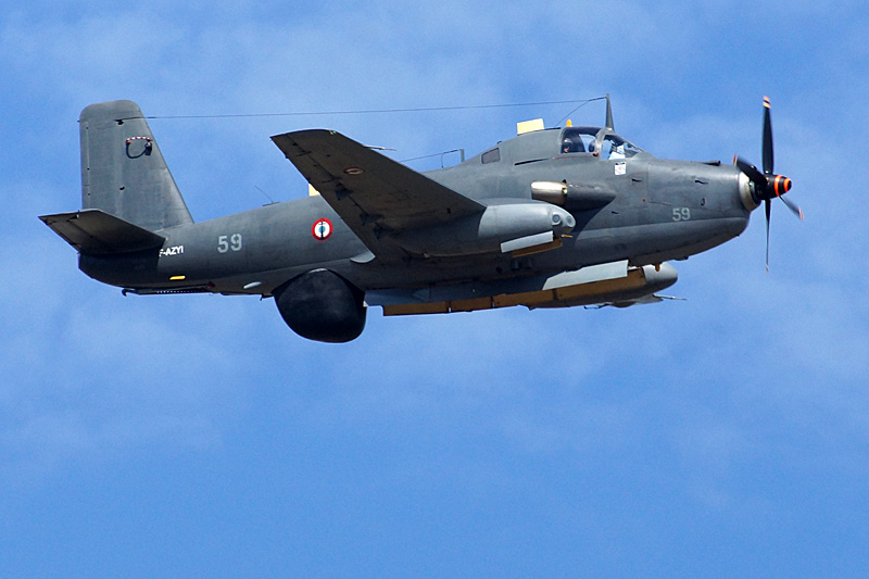 N avions à Francazal - Breguet Alizé