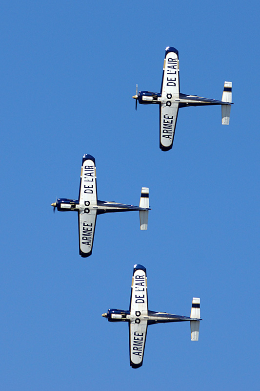 N avions à Francazal - TB30 Epsilon de la [br]patrouille [q]Cartouche Doré[q]