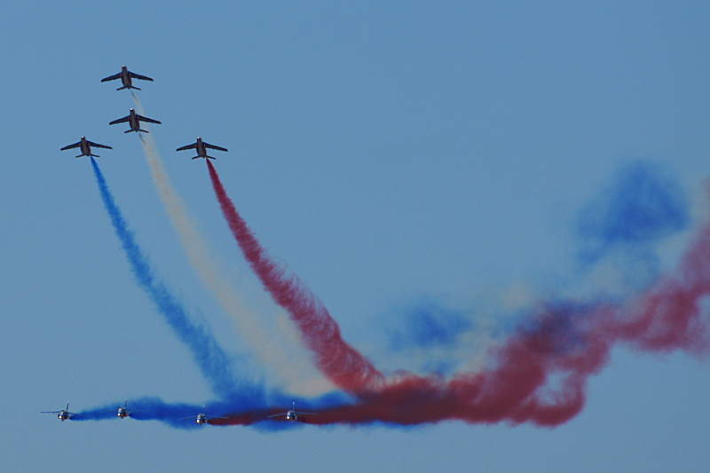 N avions à Francazal - Démonstration de la patrouille de France[br](Alpha Jet)