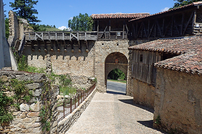 Lautrec - Village de Lautrec - la porte de la Caussade