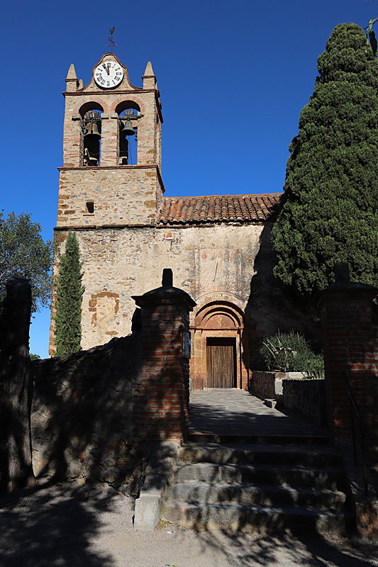 Villages de la vallée de la Têt - L église [q]Santa Maria Del Mercadal[q] de Castelnou