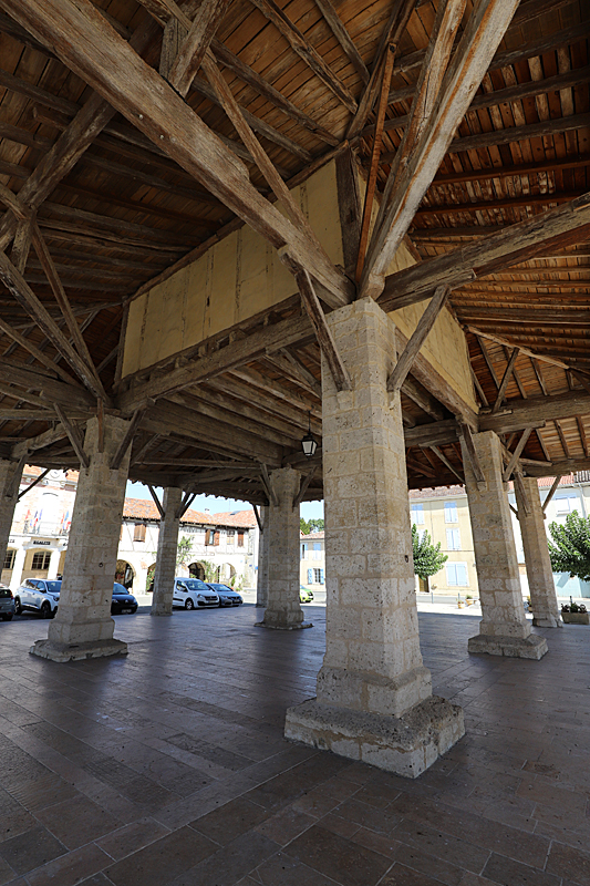 Halles du Gers ! - [b]Solomiac :[/b] la halle