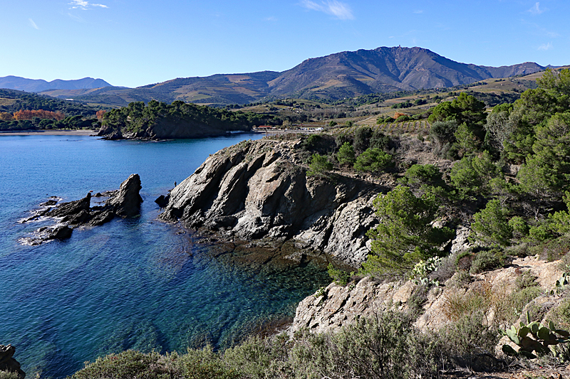 Cap Béar - La pointe après la minuscule plage des oursins