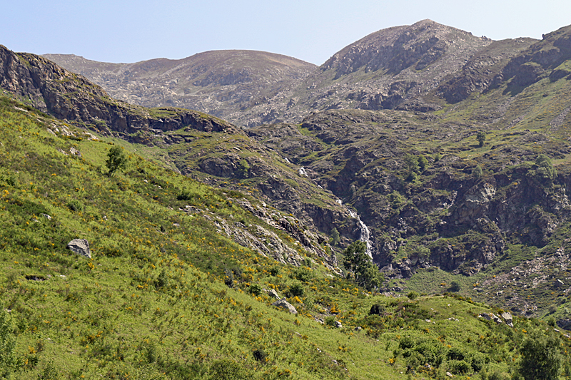 Ardu l Arbu ! - Randonnée de l étang d Arbu : le ruisseau d Arbu descend en cascades depuis l étang