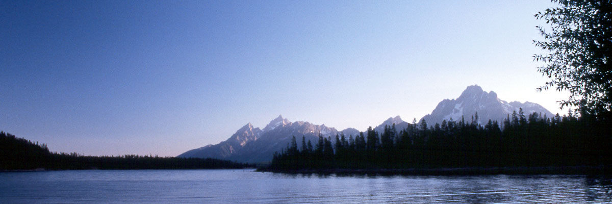 Photo panoramique de Jackson Lake (Grand Teton National Park)