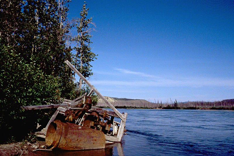 [q]Yukon River[q] - Km 207