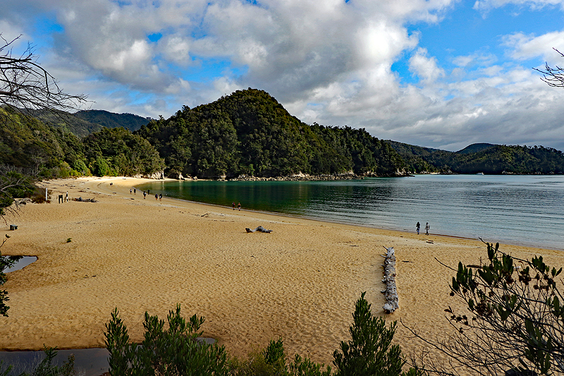 [q]Abel Tasman Coast Track[q]