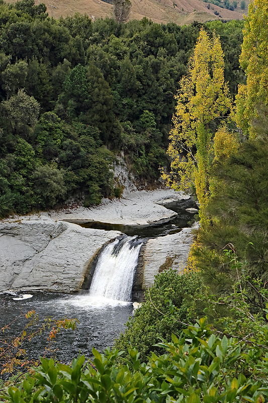 [q]Raukawa Falls[q]