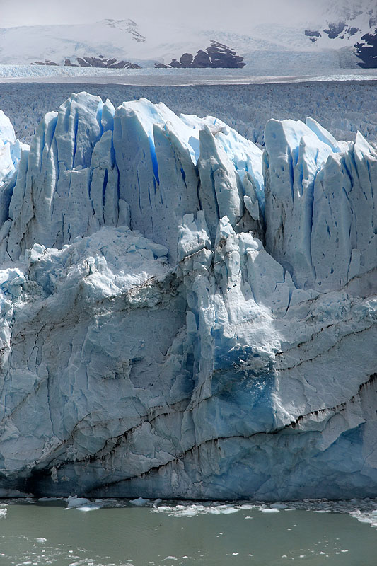 Passerelles devant le [q]Perito Moreno[q]