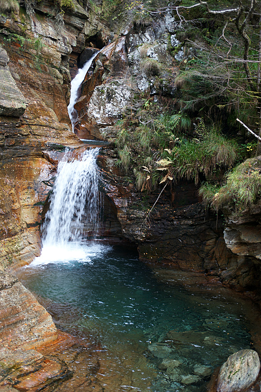 Autour de Luchon - Cascades du gouffre d Enfer[br](vallée du Lys)