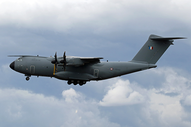 N avions à Francazal - (J1) Airbus A400M Atlas
