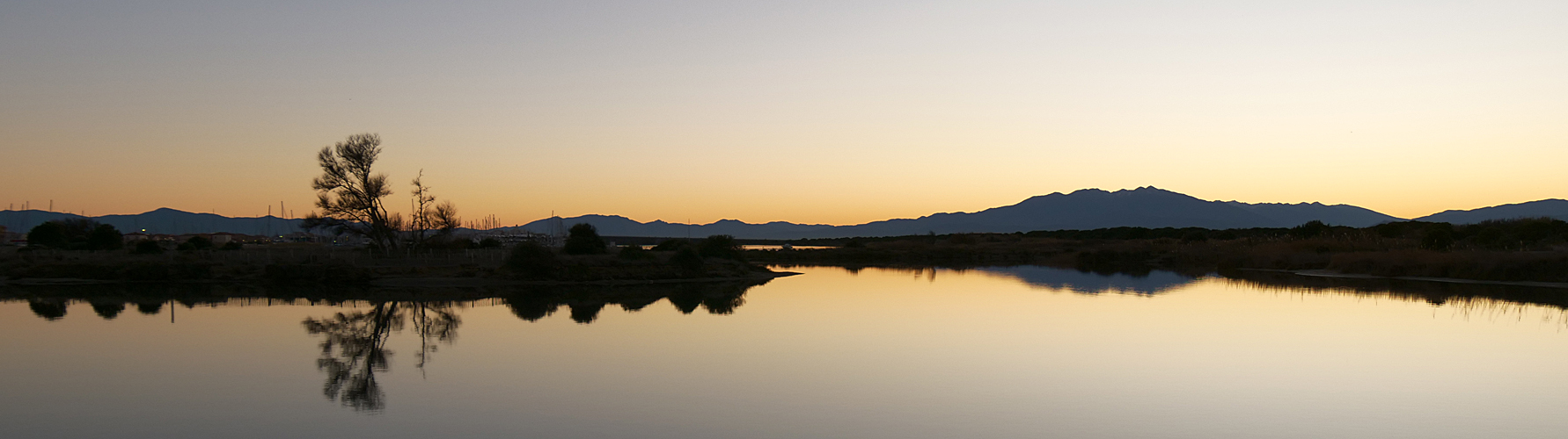 Couchers de soleil - Coucher de soleil sur l étang de Leucate et le Canigou