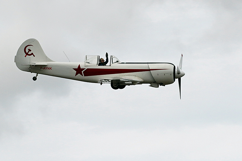 N avions à Carcassonne - Yakovlev Yak-50