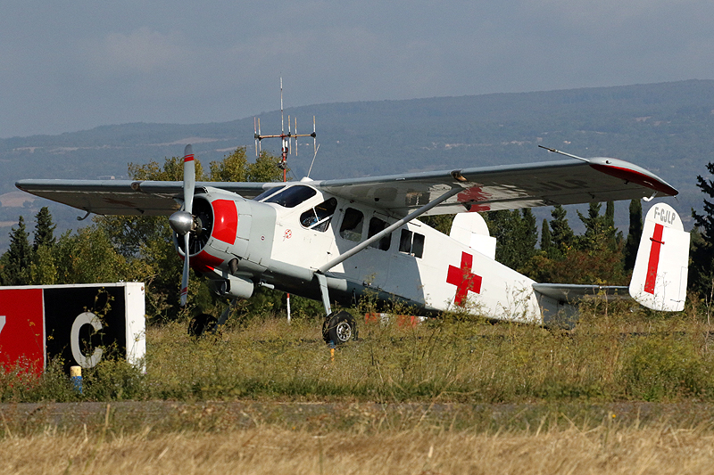 N avions à Carcassonne - Max Holste MH.1521 Broussard