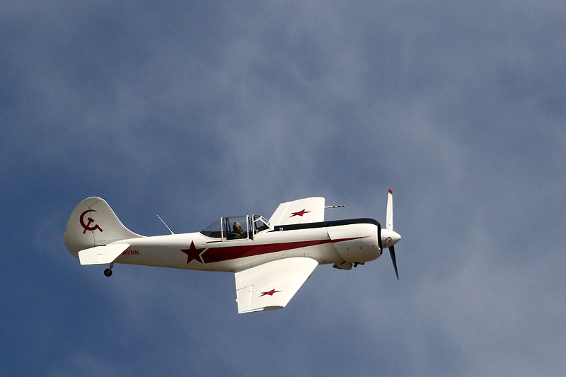 N avions à Carcassonne - Yakolev Yak-50
