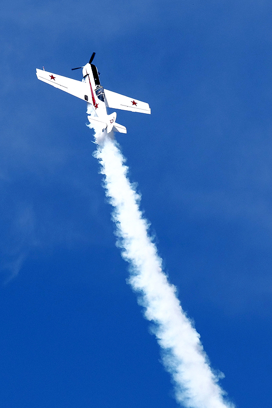 N avions à Carcassonne - Yakolev Yak-50