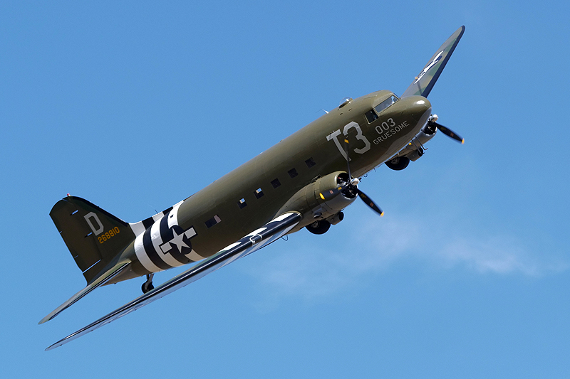 N avions à Carcassonne - Douglas DC-3 Gruesome