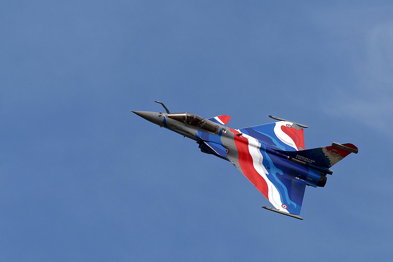 N avions à Carcassonne - Rafale Solo display