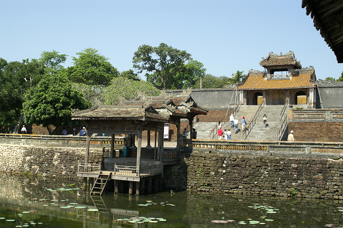 Hué