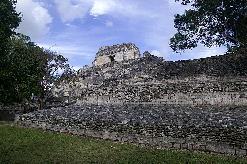 Bécan